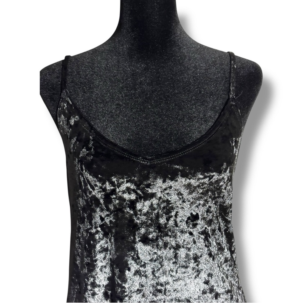Hollister Black Velvet Sleeveless Adjustable Straps Soft Mini Slip Dress - Picture 4 of 16